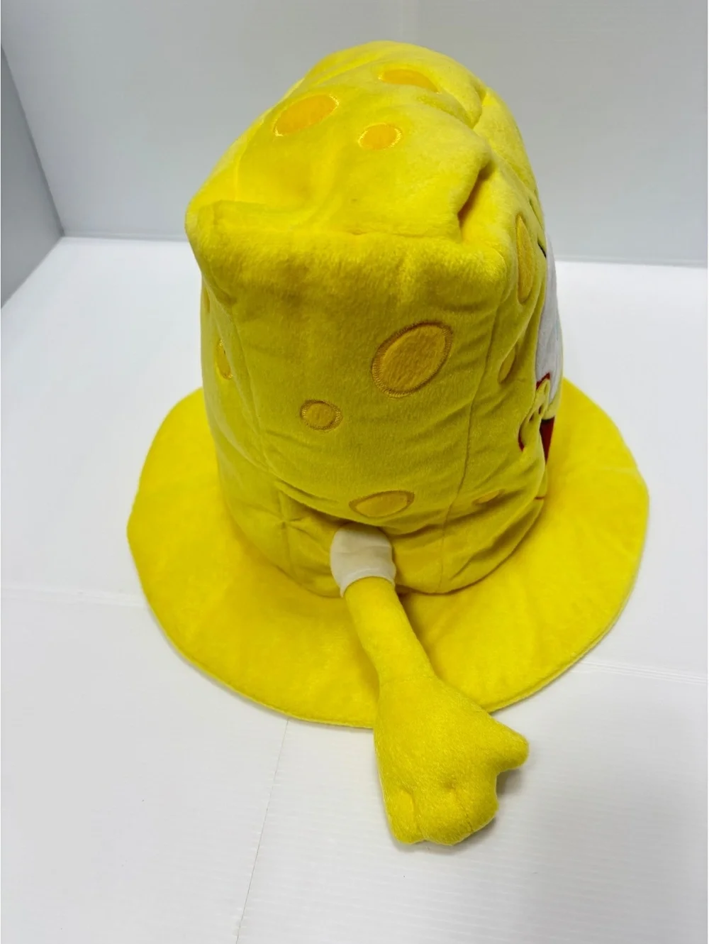 SpongeBob SquarePants Plush Character Large Yellow Bucket Hat GUC
